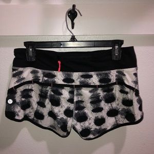 Lululemon Speed Shorts Size 6